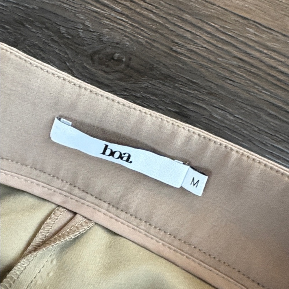 Because of Alice brown tan trouser Women's Pants medium - Picture 3 of 8